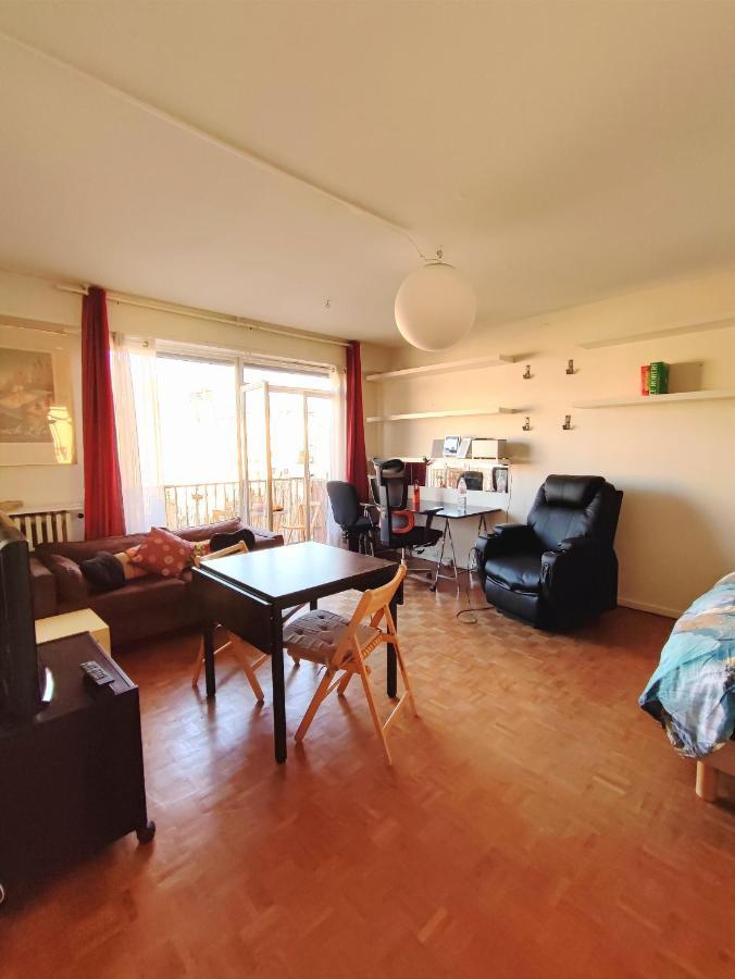 Cosy Et Spacieux Avec Emplacement Ideal Apartamento *